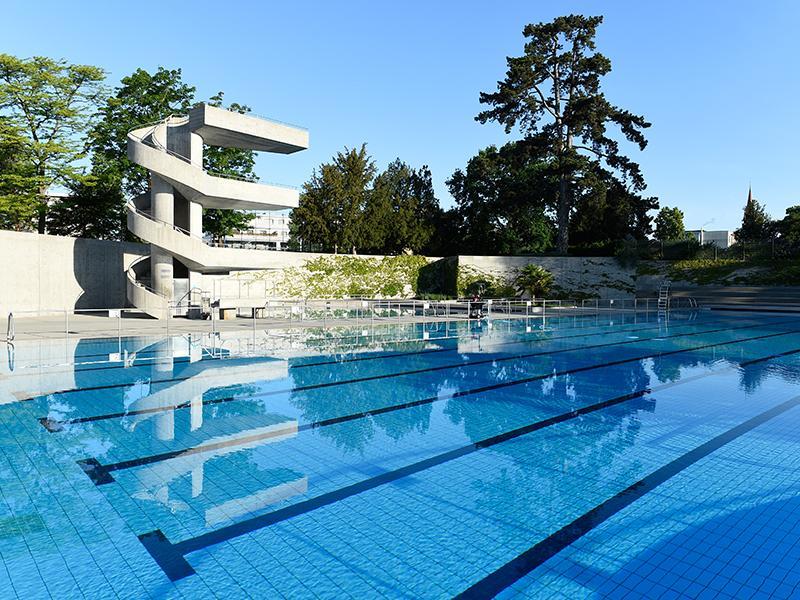 best outdoor pools in geneva