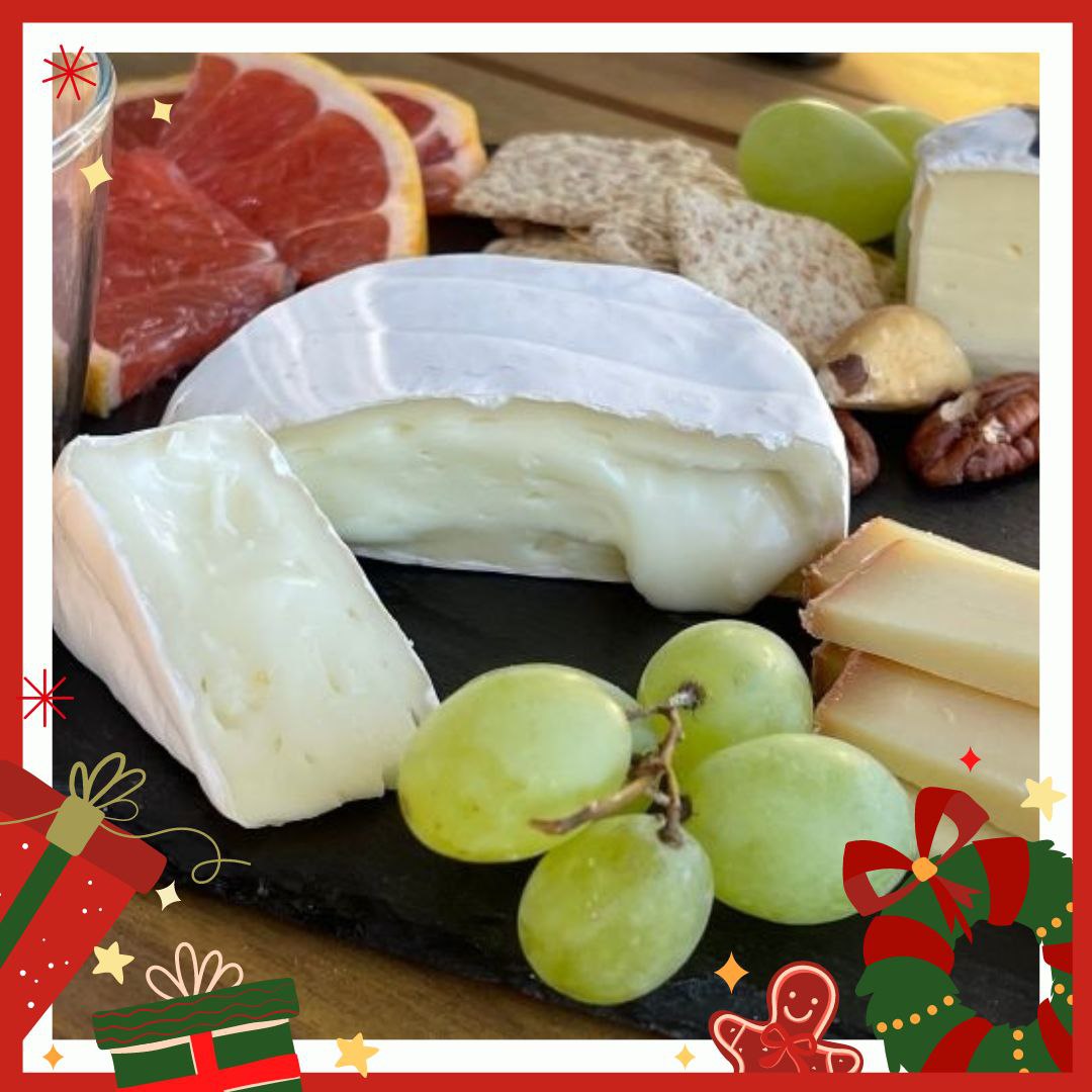 Dolly Christmas cheese